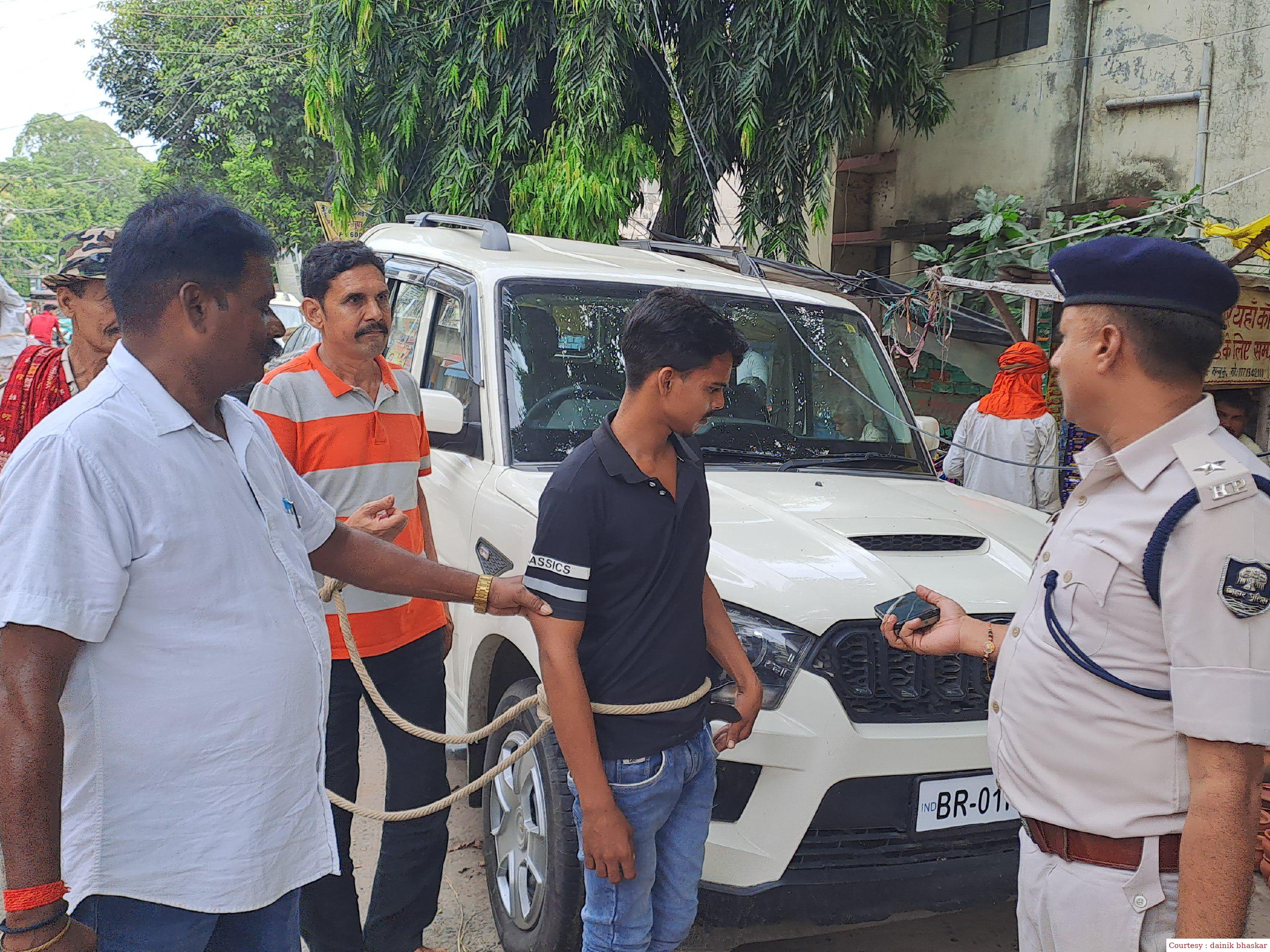 गोपालगंज : चोरी के स्कॉर्पियो से शराब की तस्करी, 2 आरोपी गिरफ्तार।