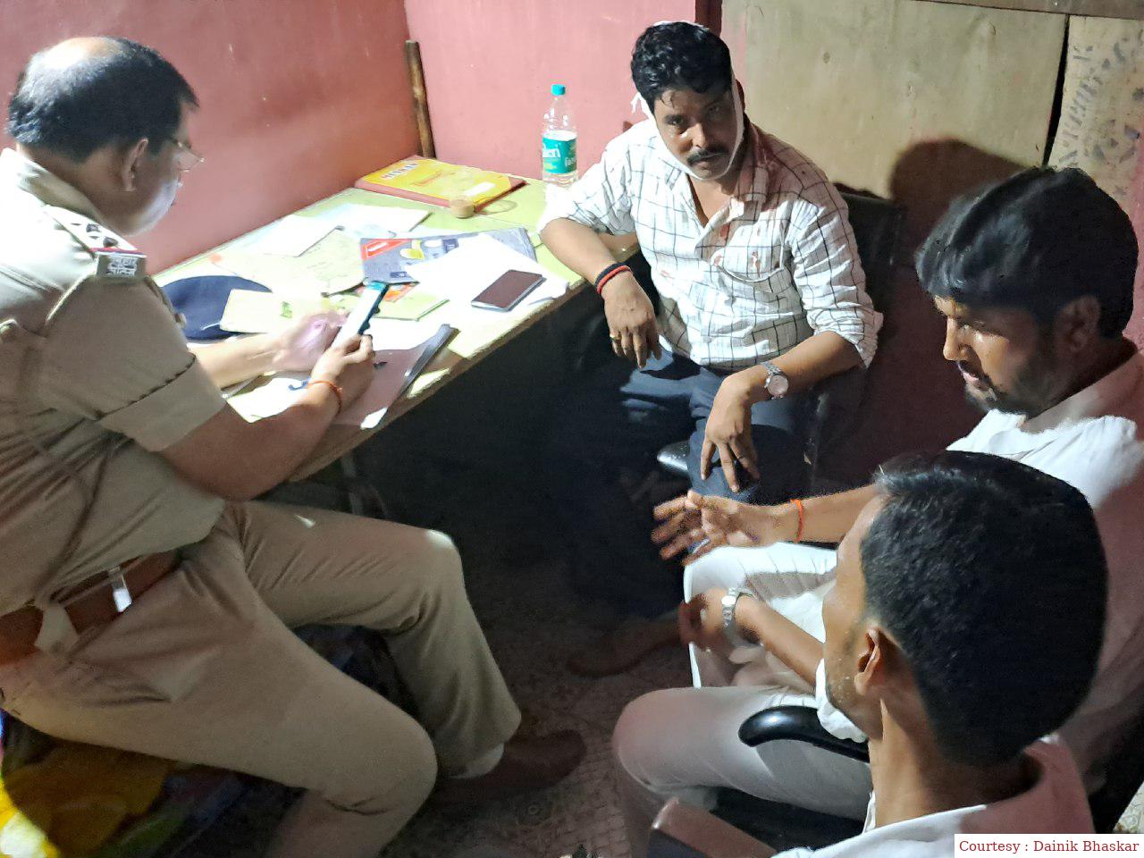 गोपालगंज : कार सवार 4 लोगों ने भाजपा नेता पर किया हमला।