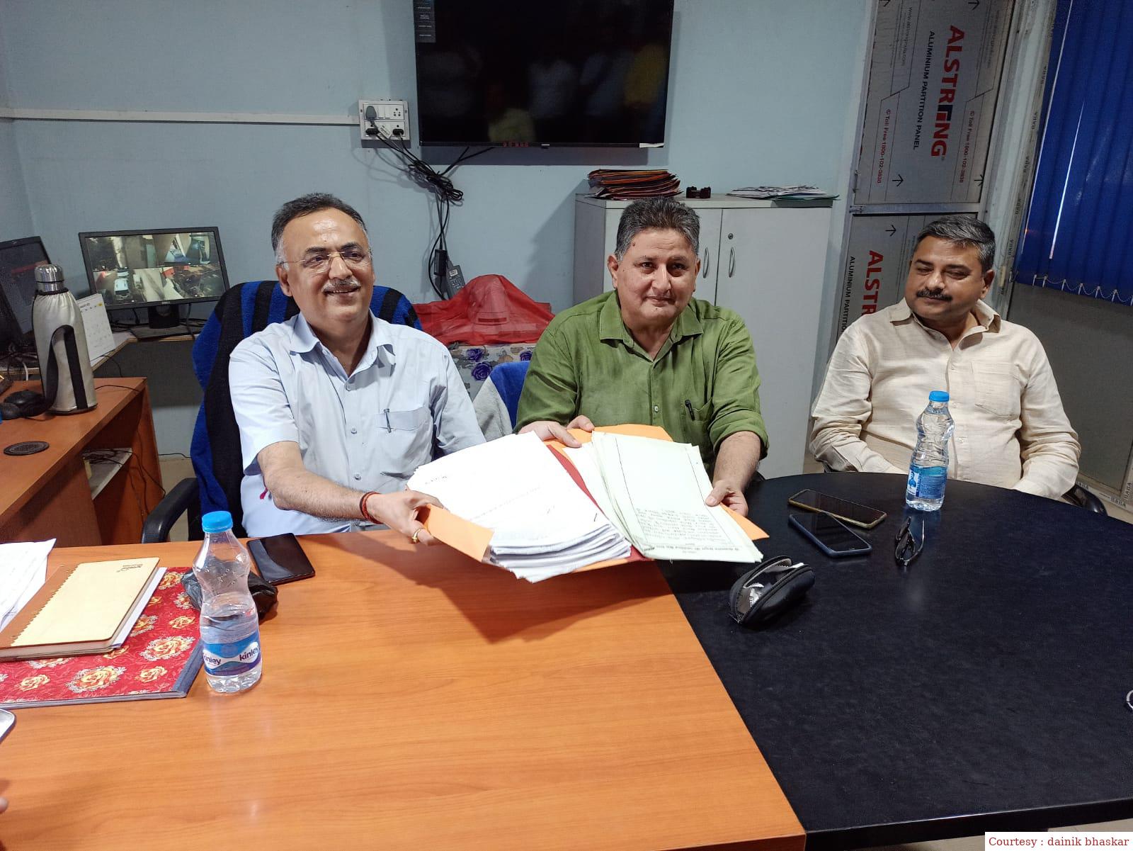 गोपालगंज : सेंट्रल कोऑपरेटिव बैंक के नए एमडी ने पदभार ग्रहण किया।