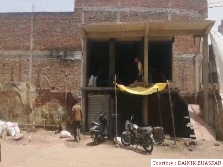 नक्शे के बिना ही खड़ी हो रही अवैध इमारतें, प्रशासनिक अधिकारी भी चुप।