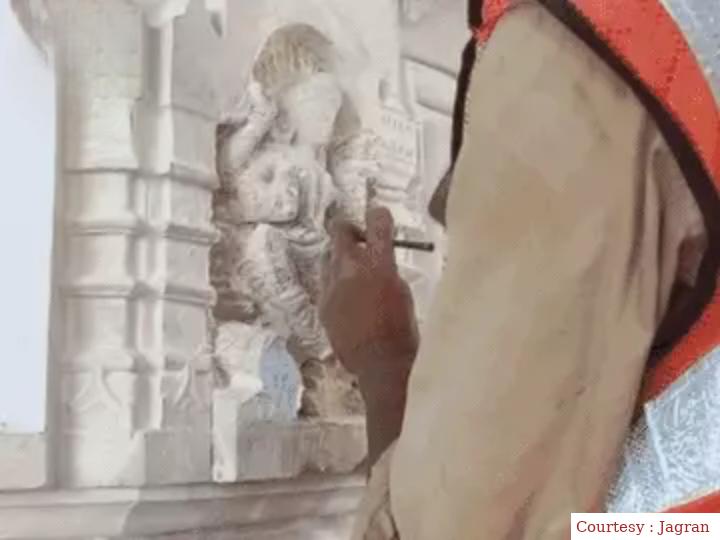 आयोध्या में श्री राम मंदिर के आकर्षक विस्तार के लिए चार तरह की लाइटों से सजेगा खंभा