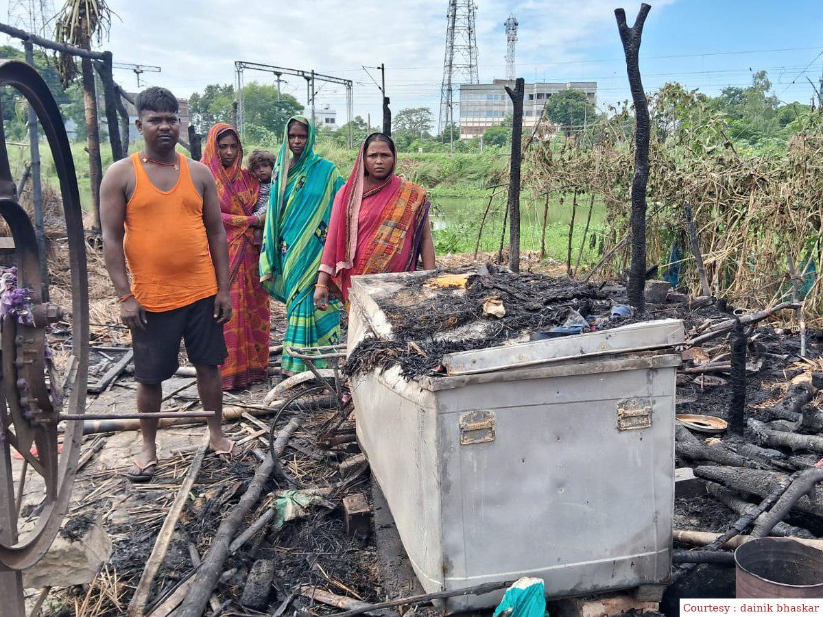 सीवान : खाना बनाने के दौरान गैस सिलेंडर फटा, लाखों की संपति जलकर राख, एक घायल।