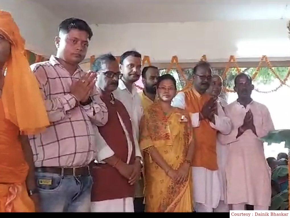 सीवान : विधिवत तरीके से पूजा कर नाथ संप्रदाय के लोगों ने मनाई बाबा गणिनाथ की जयंती।