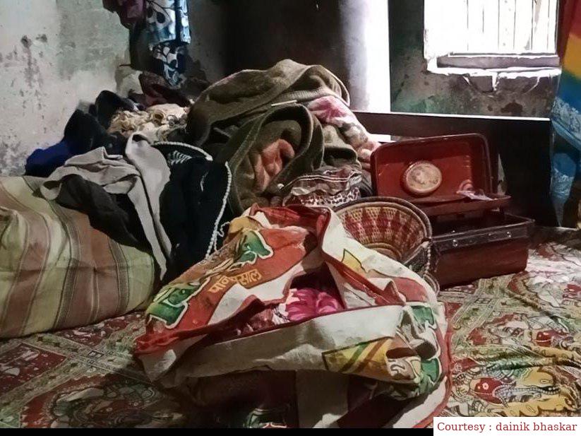 सीवान : खाली घर में चोरों ने लाखों रुपए की चोरी को अंजाम दिया।