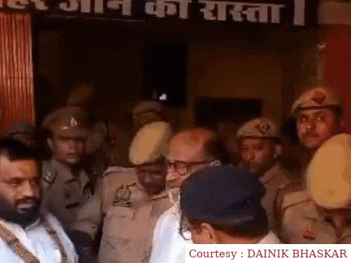 रामलला के दर्शन करने पहुंचे सुपरस्टार रजनीकांत।