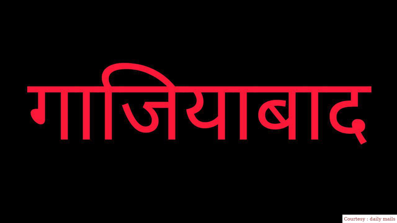 बाढ़ पीड़ितों के घरों में हुई चोरी।